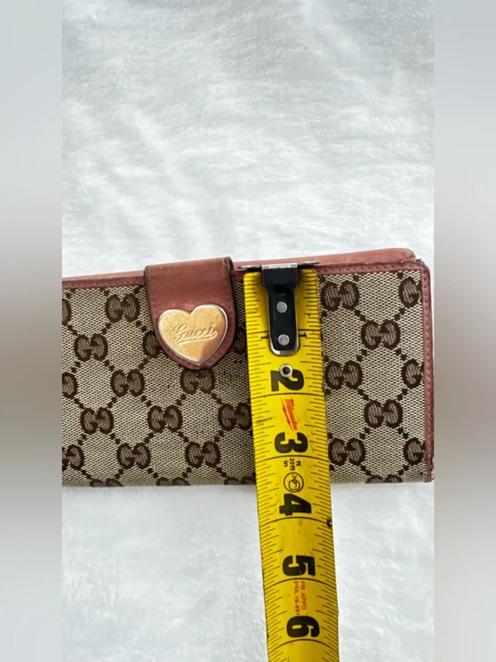 Gucci Vintage Pink Brown & Beige Monogram Canvas Heart Snap Wallet - Picture 9 of 10